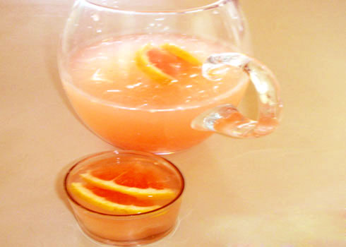 2 grape fruit; 2 cups of water; 1 cup ice; Simple syrup; ½ cup sugar 